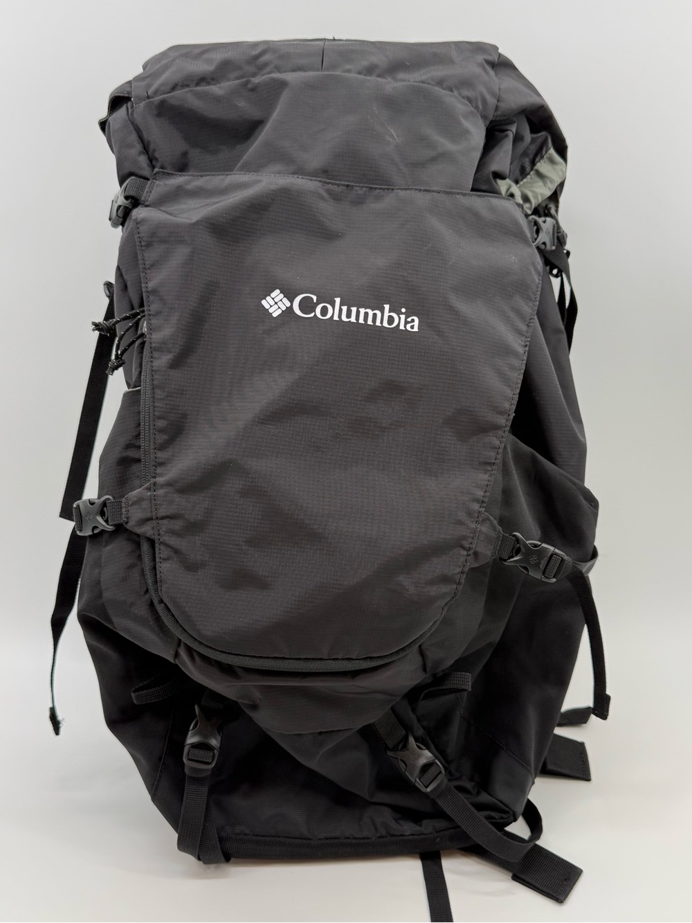 Columbia Black Men's Outdoor Backpack with internal frame